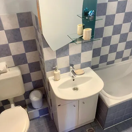 Jad - Family - - Zorilor Lägenhet Braşov